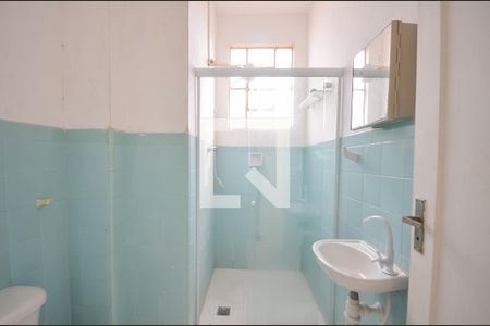 Casa à venda com 300m², 5 quartos e 1 vagaBanheiro 2