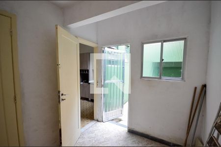 Casa à venda com 300m², 5 quartos e 1 vagaÁrea de Serviço 