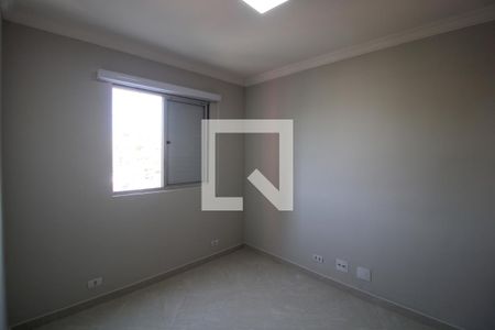 Quarto 1 de apartamento para alugar com 2 quartos, 56m² em Vila Erna, São Paulo