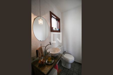 Casa para alugar com 560m², 3 quartos e 10 vagasLavabo