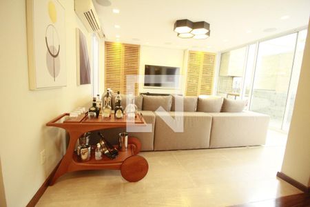 Sala Estar de apartamento à venda com 3 quartos, 176m² em Vila Nova Conceição, São Paulo