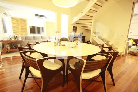 Sala Jantar de apartamento à venda com 3 quartos, 176m² em Vila Nova Conceição, São Paulo