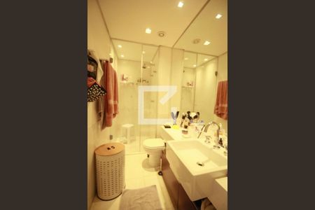 Apartamento à venda com 176m², 3 quartos e 3 vagasBanheiro 2