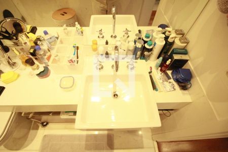 Apartamento à venda com 176m², 3 quartos e 3 vagasBanheiro 2