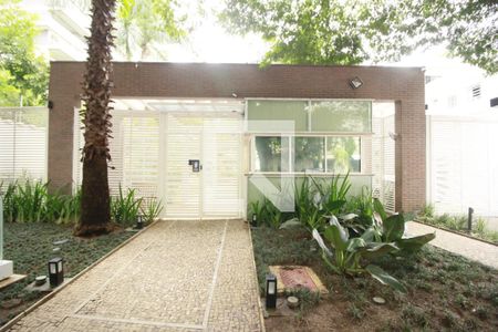 Apartamento à venda com 176m², 3 quartos e 3 vagasFachada