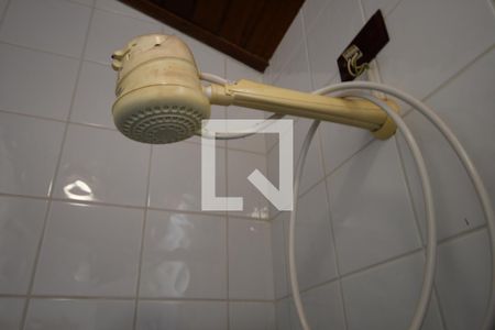 Casa à venda com 2520m², 6 quartos e 10 vagasDetalhe do banheiro