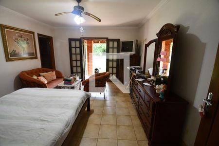 Casa à venda com 2520m², 6 quartos e 10 vagasQuarto 3 - Suíte