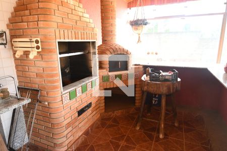 Casa à venda com 2520m², 6 quartos e 10 vagasChurrasqueira