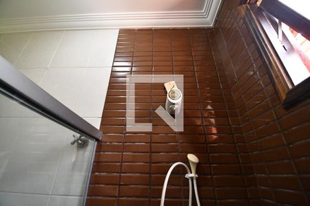 Casa à venda com 2520m², 6 quartos e 10 vagasDetalhe do banheiro 1