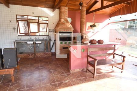 Casa à venda com 2520m², 6 quartos e 10 vagasChurrasqueira