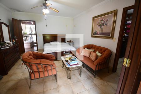 Casa à venda com 2520m², 6 quartos e 10 vagasQuarto 3 - Suíte