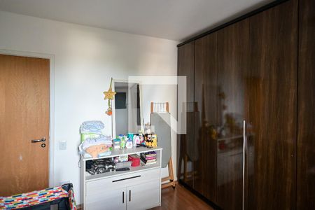 Quarto 1 de apartamento à venda com 2 quartos, 48m² em Vila Vermelha, São Paulo