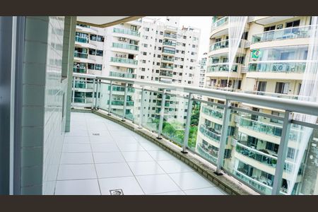 Apartamento para alugar com 75m², 3 quartos e 1 vagaVaranda