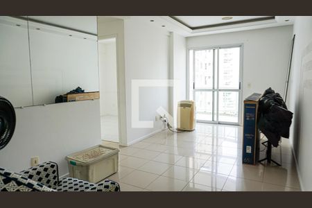 Apartamento para alugar com 75m², 3 quartos e 1 vagaSala