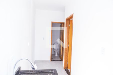 Cozinha de apartamento para alugar com 1 quarto, 36m² em Cidade Patriarca, São Paulo