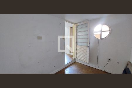 Sala de casa para alugar com 1 quarto, 50m² em Jardim Santa Cristina, Santo André