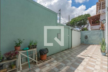 Casa à venda com 158m², 5 quartos e 3 vagas Casa à venda com 158m², 5 quartos e 3 vagasEntrada