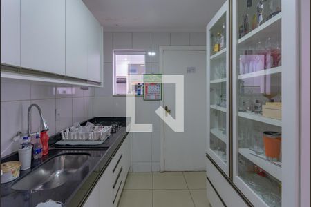 Casa à venda com 158m², 5 quartos e 3 vagas Casa à venda com 158m², 5 quartos e 3 vagasCozinha 1