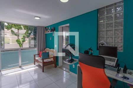 Casa à venda com 158m², 5 quartos e 3 vagas Casa à venda com 158m², 5 quartos e 3 vagasQuarto 2 - Escritório