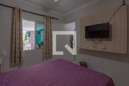 Casa à venda com 158m², 5 quartos e 3 vagas Casa à venda com 158m², 5 quartos e 3 vagasSuíte