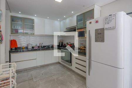 Casa à venda com 158m², 5 quartos e 3 vagas Casa à venda com 158m², 5 quartos e 3 vagasCozinha 2