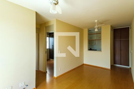 Sala de apartamento para alugar com 2 quartos, 50m² em Vila Guilhermina, São Paulo