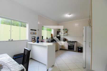 Casa de condomínio para alugar com 133m², 3 quartos e 3 vagas Casa de condomínio para alugar com 133m², 3 quartos e 3 vagasCozinha