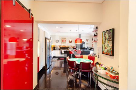 Casa de condomínio à venda com 271m², 4 quartos e 3 vagasCozinha