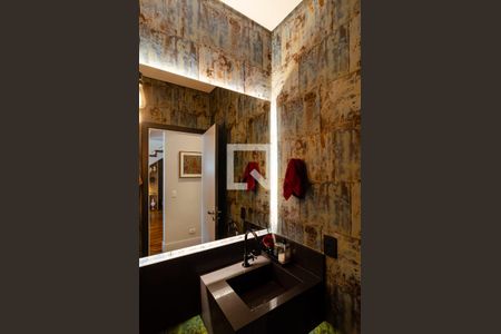 Casa de condomínio à venda com 271m², 4 quartos e 3 vagasLavabo