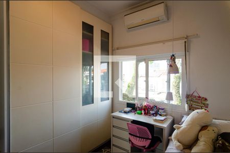 Casa de condomínio à venda com 271m², 4 quartos e 3 vagasSuíte 3