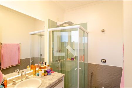 Casa de condomínio à venda com 271m², 4 quartos e 3 vagasBanheiro da Suíte 3