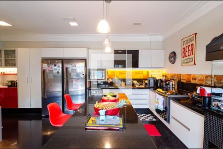 Casa de condomínio à venda com 271m², 4 quartos e 3 vagasCozinha