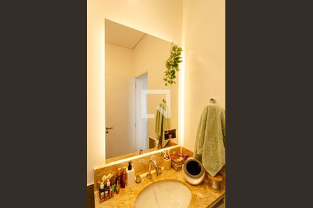 Casa de condomínio à venda com 271m², 4 quartos e 3 vagasBanheiro da Suíte 2