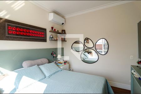 Casa de condomínio à venda com 271m², 4 quartos e 3 vagasSuíte 1