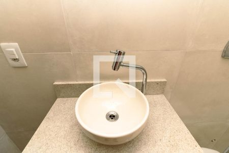 Casa de condomínio à venda com 90m², 2 quartos e 2 vagas Casa de condomínio à venda com 90m², 2 quartos e 2 vagasBanheiro Suíte 2