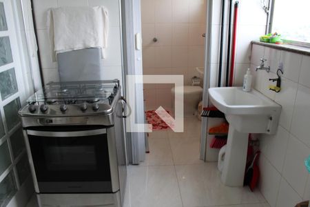 Apartamento à venda com 96m², 3 quartos e 1 vagaÁrea de Serviço