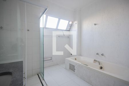 Apartamento para alugar com 215m², 3 quartos e 3 vagasBanheiro Suíte 3