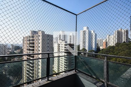 Varanda de apartamento à venda com 3 quartos, 215m² em Vila Suzana, São Paulo