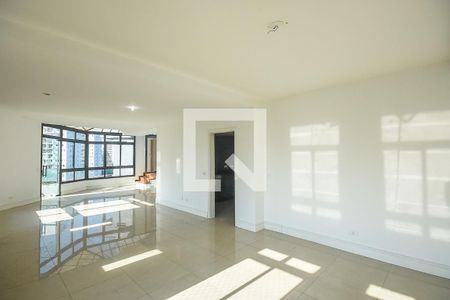 Sala de apartamento à venda com 3 quartos, 215m² em Vila Suzana, São Paulo