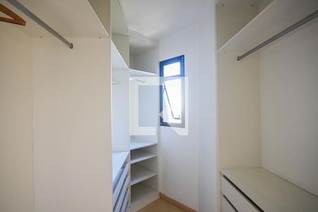 Apartamento para alugar com 215m², 3 quartos e 3 vagasArmário da Suíte 3