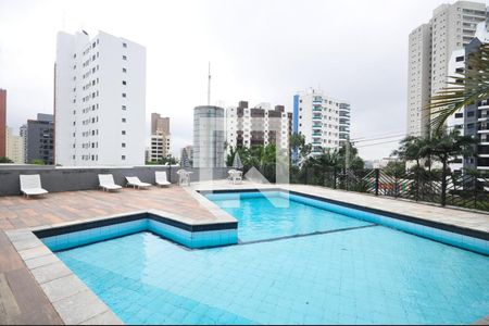 Apartamento para alugar com 215m², 3 quartos e 3 vagasPiscina