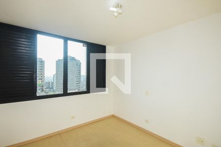 Apartamento para alugar com 215m², 3 quartos e 3 vagasSuíte 1