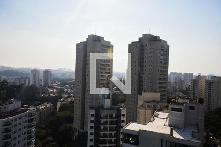 Vista de apartamento à venda com 3 quartos, 215m² em Vila Suzana, São Paulo