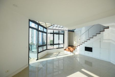 Sala de apartamento à venda com 3 quartos, 215m² em Vila Suzana, São Paulo