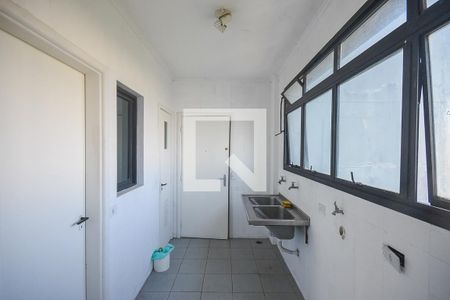 Apartamento para alugar com 215m², 3 quartos e 3 vagasÁrea de Serviço