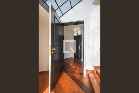 Apartamento para alugar com 215m², 3 quartos e 3 vagasHall Privativo