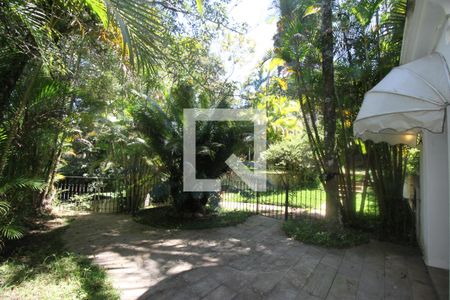 Casa para alugar com 500m², 4 quartos e 4 vagasQuintal