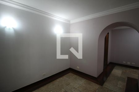 Casa para alugar com 500m², 4 quartos e 4 vagasHall