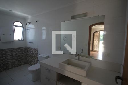 Casa para alugar com 500m², 4 quartos e 4 vagasBanheiro da Suíte 2