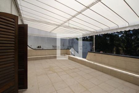 Casa para alugar com 500m², 4 quartos e 4 vagasVaranda do quarto